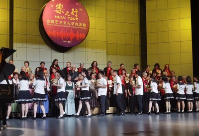 以美為媒 其“樂(lè)”融融——“樂(lè)之行”合唱藝術(shù)文化交流活動(dòng)圓滿舉辦